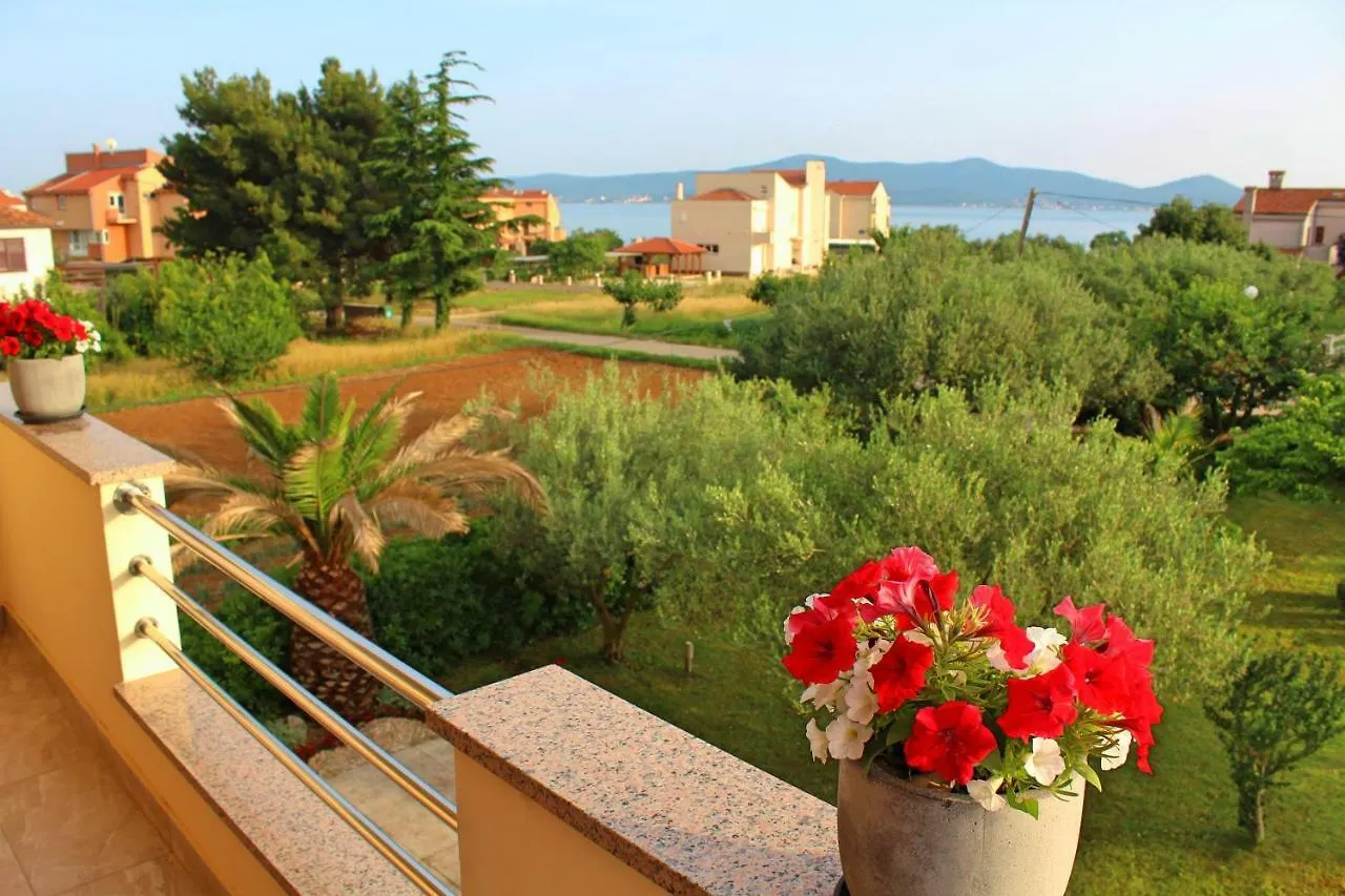 Apartments Kresan Soline Sukosan Croatia