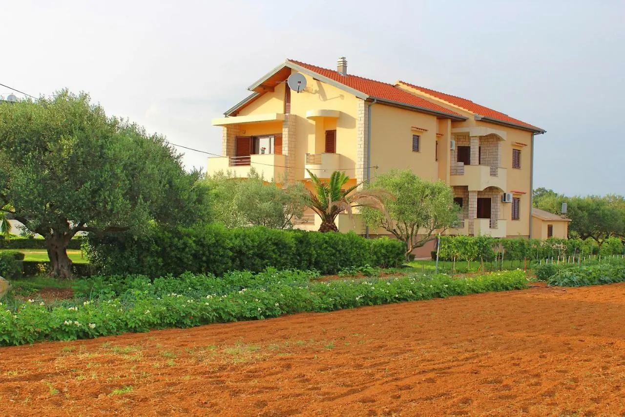Apartments Kresan Soline Sukosan