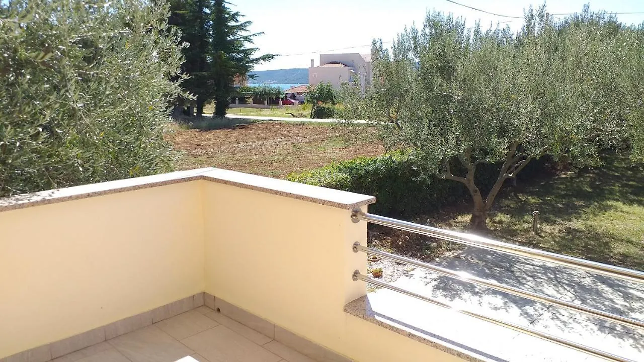 Apartments Kresan Soline Sukošan 0*,  Croazia