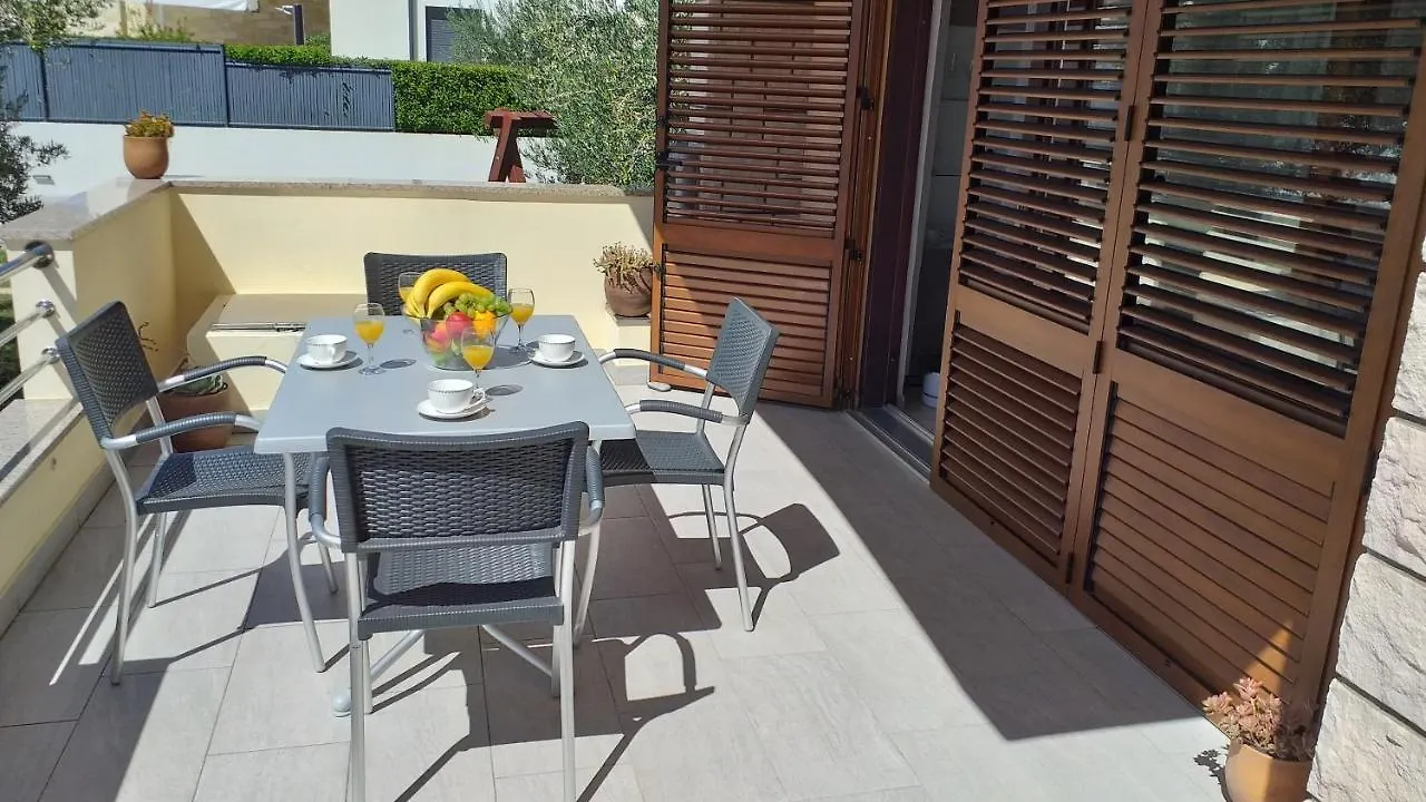 Apartments Kresan Soline Sukošan